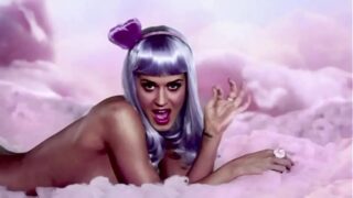 Katy Perry Featuring Snoop Dogg California Gurls