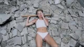 Miley Cyrus Lol Izle
